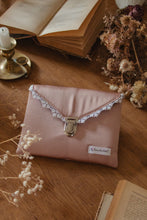 Charger l'image dans la galerie, Pochettes à liseuses