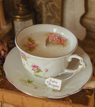 Charger l'image dans la galerie, Bougie "Daphné" - Rose et Lait d'Amande