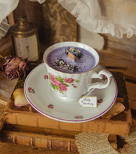 Charger l'image dans la galerie, Bougie "Lady Danbury" - Cannelle, Cognac et Figue