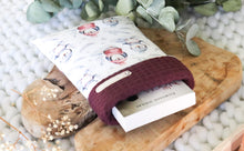 Charger l'image dans la galerie, Pochette À Livre "Romane"