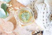 Charger l'image dans la galerie, PRECOMMANDE - Bougie "Magic Charly" - Cèdre Du Liban & Mandarine