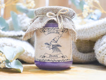 Charger l'image dans la galerie, Bougie " L'heure Des Sorcières" - Notes d'Amande, d'Orange, de Musc, de Cannelle & Girofle