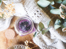 Charger l'image dans la galerie, PRECOMMANDE - Bougie " Vampyria " - Cerise Noire & Musc Blanc