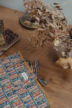 Charger l'image dans la galerie, Pochette à livre noeud "Classique"

