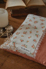 Charger l'image dans la galerie, Pochette à livre noeud "Léonie"
