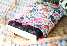 Charger l&#39;image dans la galerie, Pochette À Livre &quot;Carmen&quot;
